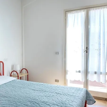 Apartamento Comodo Bilocale A - M271 *