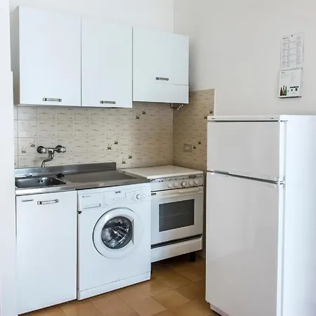 Apartment Comodo Bilocale A - M271