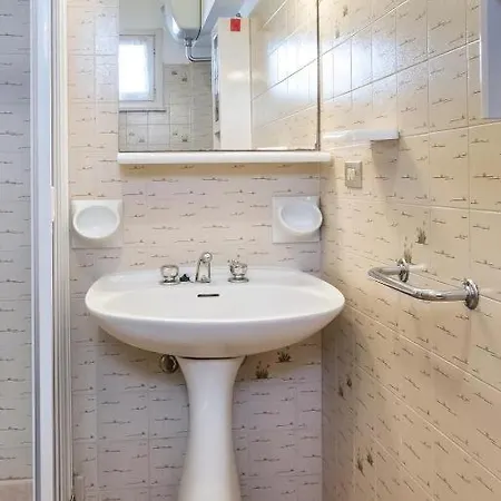 Comodo Bilocale A - M271 Apartamento *