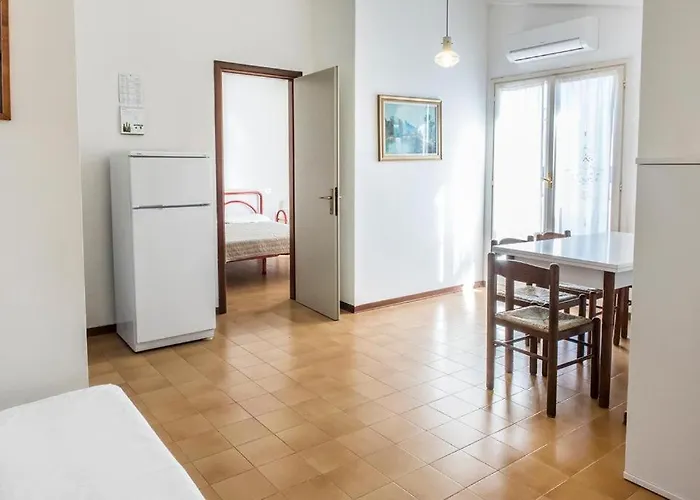 Apartment Comodo Bilocale A - M271